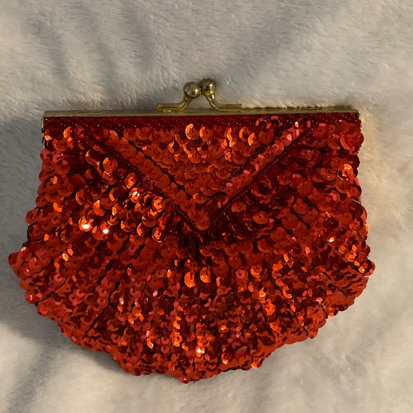 Red Sequin and Beaded Evening bag - Picture 1 of 9